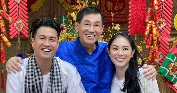 Phillip Nguyễn vừa tiết lộ thời điểm đám cưới hào môn diễn ra, âu yếm gọi Linh Rin là vợ