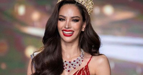 Sắc đẹp quyến rũ của Hoa hậu Hoàn vũ Thái Lan 2022