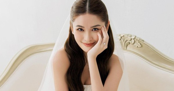 Á hậu Thùy Dung không quy định trang phục với khách mời dự cưới
