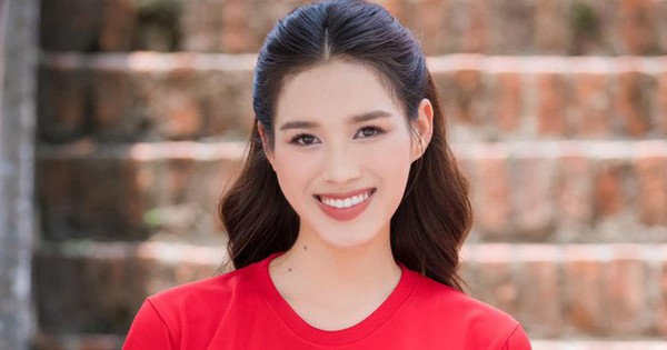 Hoa hậu Đỗ Thị Hà khoe làn da đẹp cực phẩm, nói chuyện duyên dáng thế nào mà được khen ngợi?