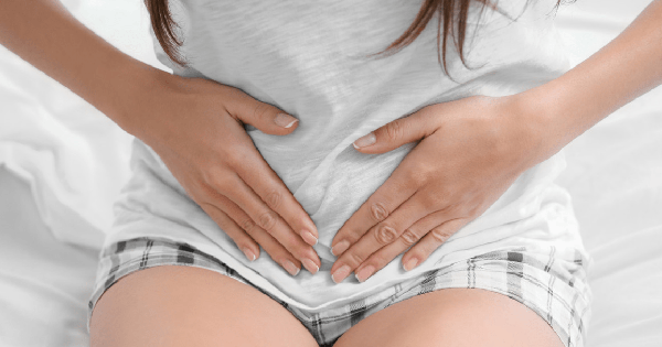 Cô gái 22 tuổi bị viêm cổ tử cung, phải cắt bỏ 1 bên ống dẫn trứng vì thói quen bạn trai mắc phải khi quan hệ tình dục