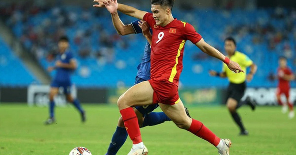 Tiền đạo cao 1m82 chia tay U23 Việt Nam, bỏ lỡ SEA Games làm HLV Park thêm lo lắng