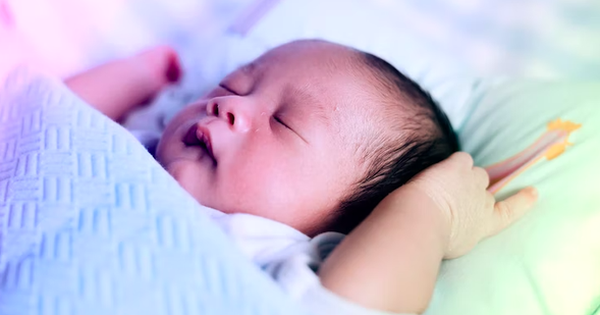 Hà Nội liên tiếp ghi nhận 2 trẻ sơ sinh đột tử trong khi ngủ, chuyên gia phân tích nguyên nhân và cách phòng tránh