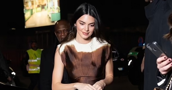 Kendall Jenner khoe vóc dáng quyến rũ tại tuần lễ thời trang Milan