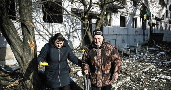 Thống kê đau đớn: Hơn 100.000 người "vô gia cư" trong ngày đầu tiên Nga tiến vào Ukraine