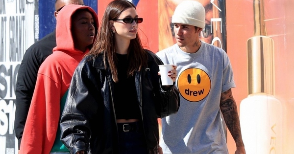 Vợ chồng Justin Bieber - Hailey Baldwin sành điệu đi mua sắm cùng bạn bè