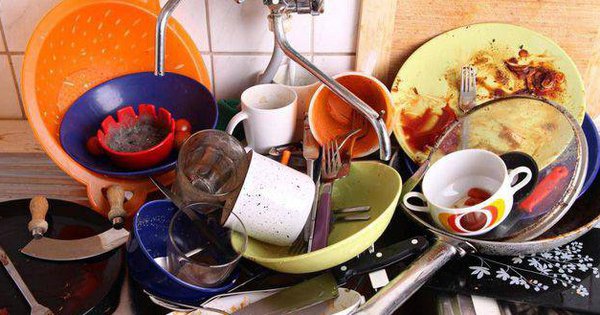 6 thói quen rửa bát khiến vi khuẩn bám đầy bát đĩa, vì sức khỏe cả gia đình bạn nên thay đổi ngay